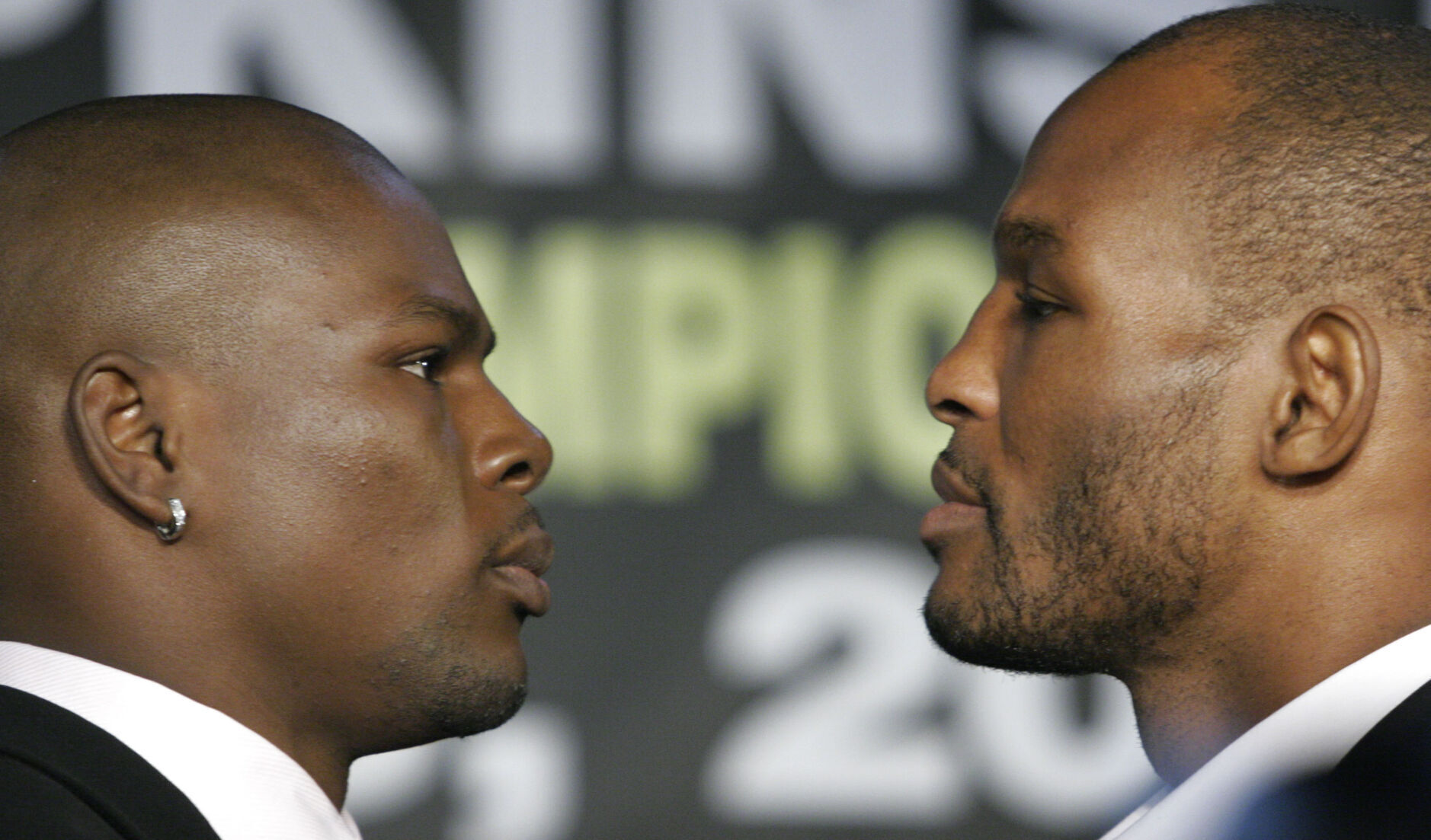 2005: Jermain Taylor beats Bernard Hopkins for undisputed middleweight title